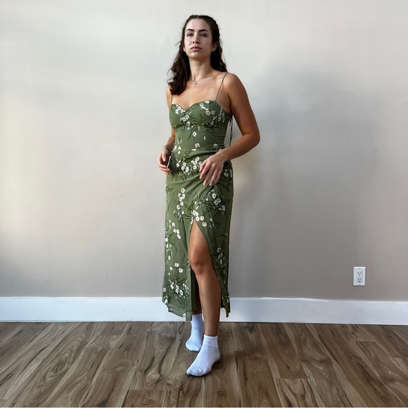 Reformation Kourtney Dress | Bonita 🛍Thanksgiving Day Sale🛍 - Picture 2 of 16